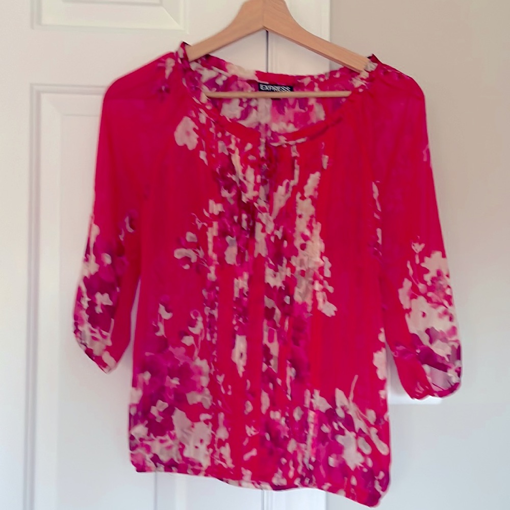 Express Red White Pink Floral Blouse Size XS